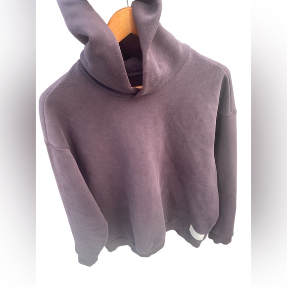 Vuori Restore Oversized Hoodie Sangria M Cozy Pullover Cotton Blend - Picture 4 of 6